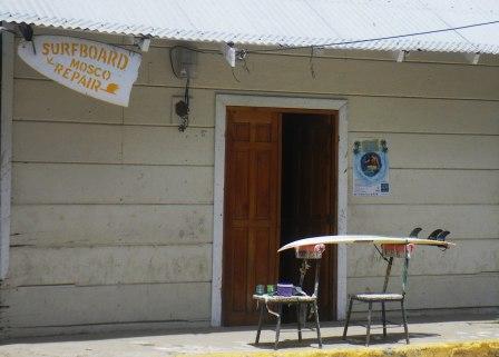 Surf board repair in San Juan del Sur 